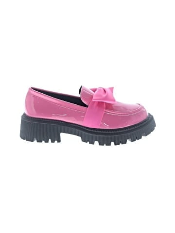 Unbranded Flats (view 1)