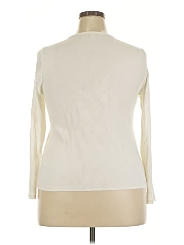 Old Navy Long Sleeve T-Shirt (view 2)