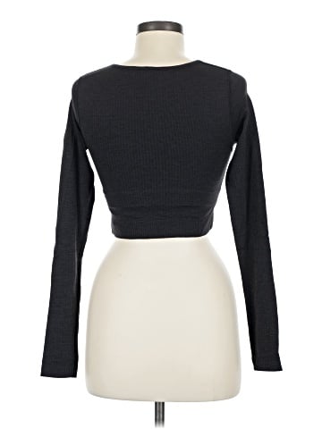 Lululemon Athletica Long Sleeve T-Shirt (view 2)