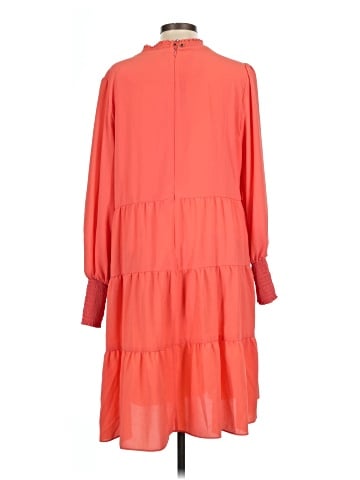 Julia Jordan Casual Dress (view 2)