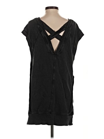 Unbranded Sleeveless T-Shirt (view 2)