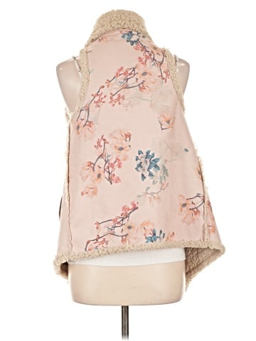 BB Dakota Faux Fur Vest (view 2)