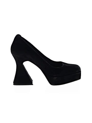 GB Heels (view 1)