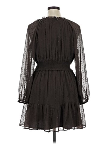 Old Navy Casual Dress (view 2)