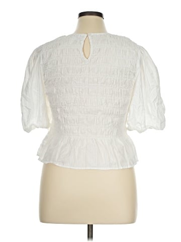 Old Navy 3/4 Sleeve T-Shirt (view 2)