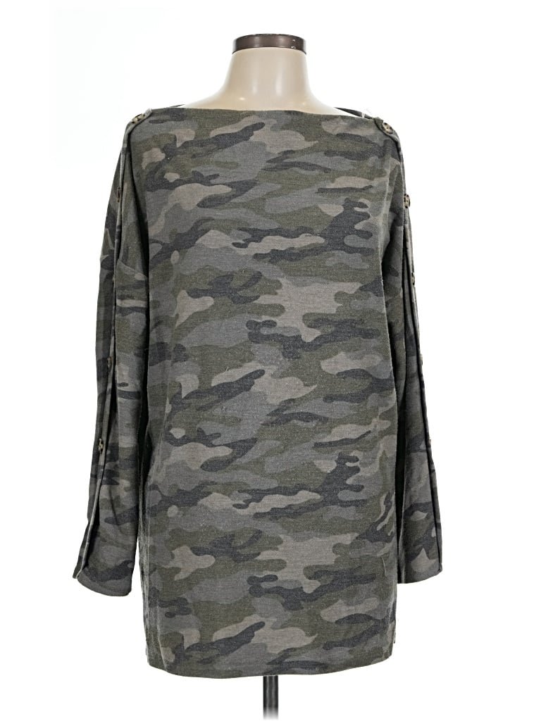 Pre-owned Adora Long Sleeve T-shirt In Gray