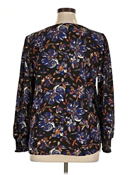 Pleione Long Sleeve Henley (view 2)