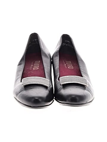 Munro American Heels (view 2)