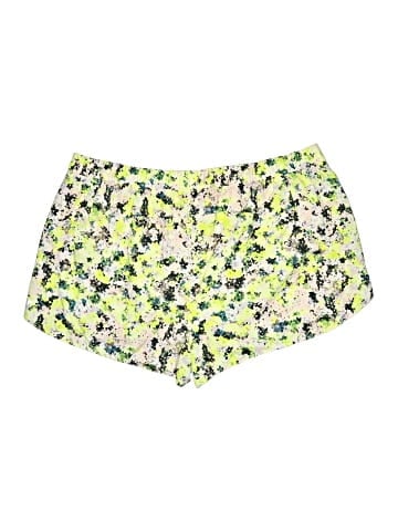 Gap Shorts (view 2)