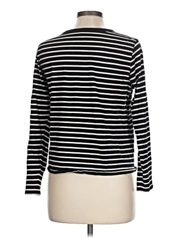 Old Navy Long Sleeve T-Shirt (view 2)