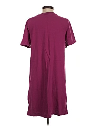 Old Navy Casual Dress (view 2)
