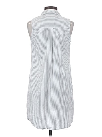 Abercrombie & Fitch Casual Dress (view 2)
