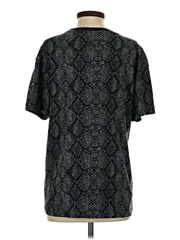 Nike Short Sleeve T-Shirt (view 2)