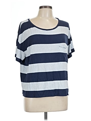 American Eagle Outfitters Short Sleeve T-Shirt (view 1)