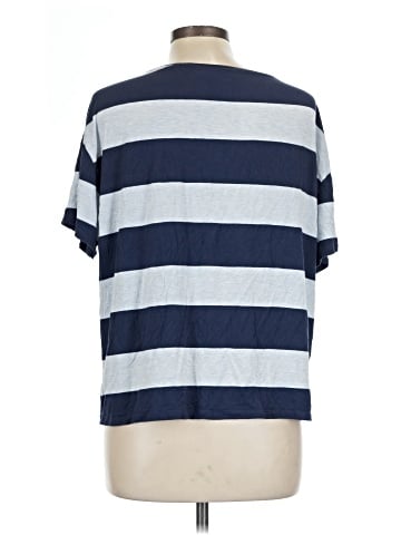American Eagle Outfitters Short Sleeve T-Shirt (view 2)