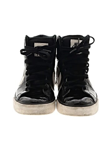 Nike Sneakers (view 2)