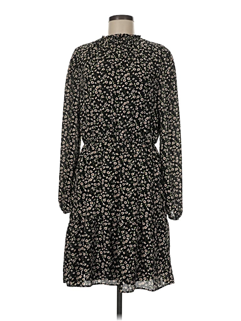 Pre-owned The Vanity Room Casual Dress In Black