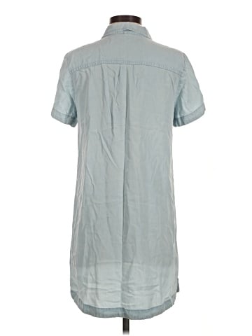 Hem & Thread Short Sleeve Button-Down Shirt (view 2)