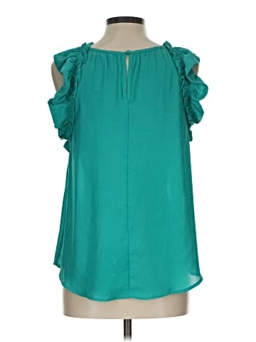 Blu Pepper Sleeveless Blouse (view 2)