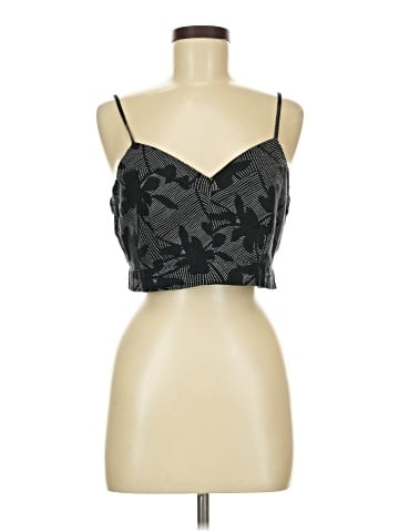 Universal Thread Sleeveless Blouse (view 1)