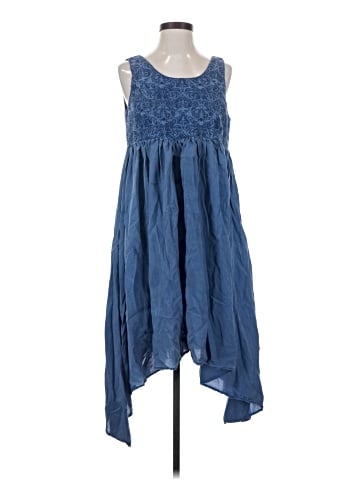 Sundance Casual Dress (view 1)
