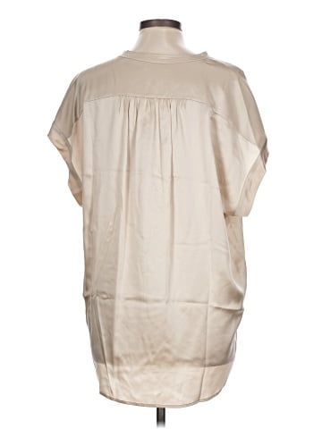 Vince. Short Sleeve Turtleneck (view 2)