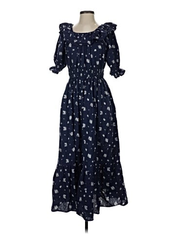 Universal Thread Casual Dress (view 1)