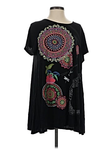 Julia Short Sleeve T-Shirt (view 1)
