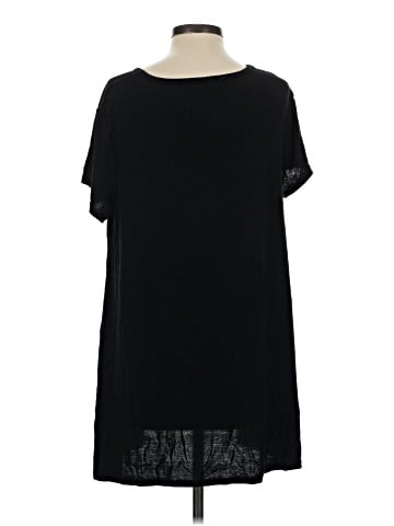 Julia Short Sleeve T-Shirt (view 2)
