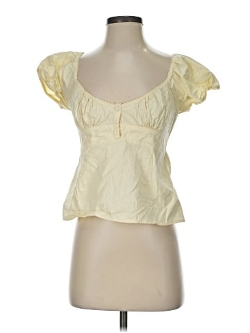 Brandy Melville Short Sleeve Top (view 1)