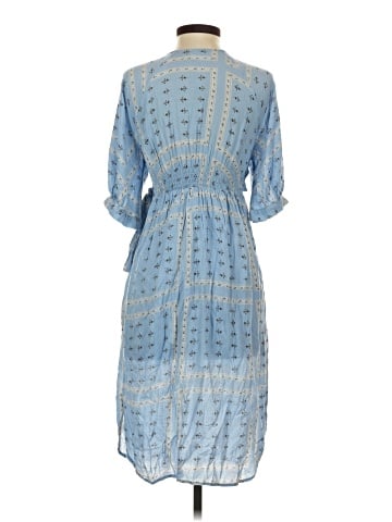 Urban Outfitters Casual Dress (view 2)