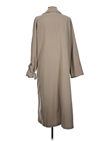 PrettyLittleThing Trenchcoat (view 2)