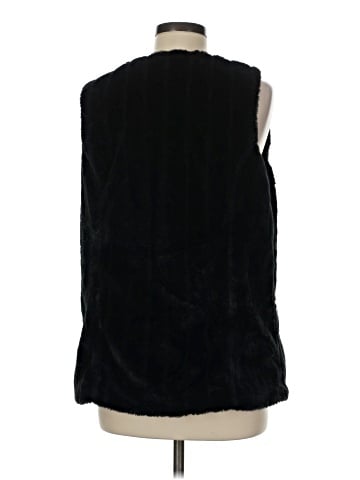Weekend Faux Fur Vest (view 2)