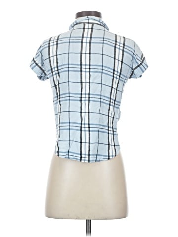 TWO by Vince Camuto Short Sleeve Blouse (view 2)
