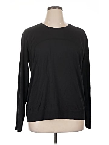 Lululemon Athletica Long Sleeve T-Shirt (view 1)