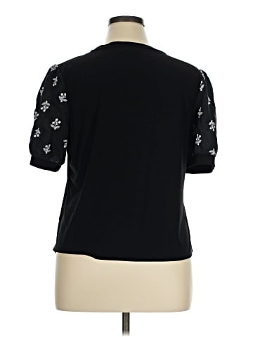 CeCe Short Sleeve Top (view 2)