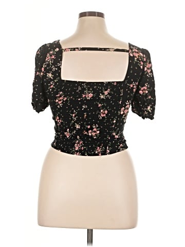 Crave Fame By Almost Famous Short Sleeve Top (view 2)