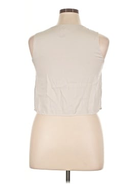 Sophie Grace Sleeveless T-Shirt (view 2)