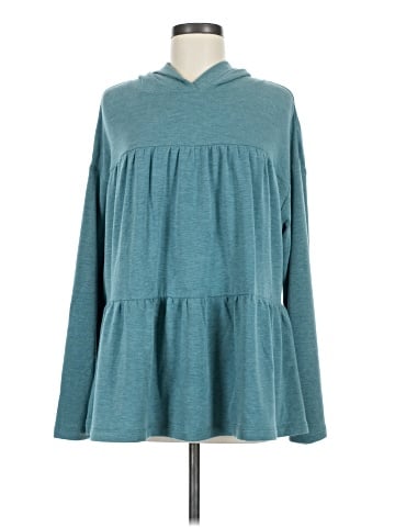 Hayden Poncho (view 1)