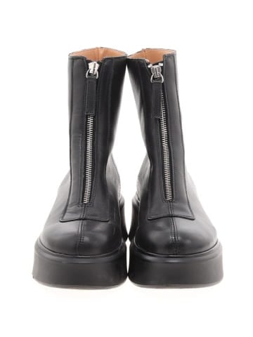 Steve Madden Ankle Boots (view 2)