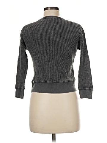 Old Navy 3/4 Sleeve T-Shirt (view 2)