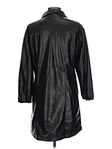 Dolce Cabo Raincoat (view 2)