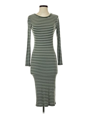 Forever 21 Casual Dress (view 1)
