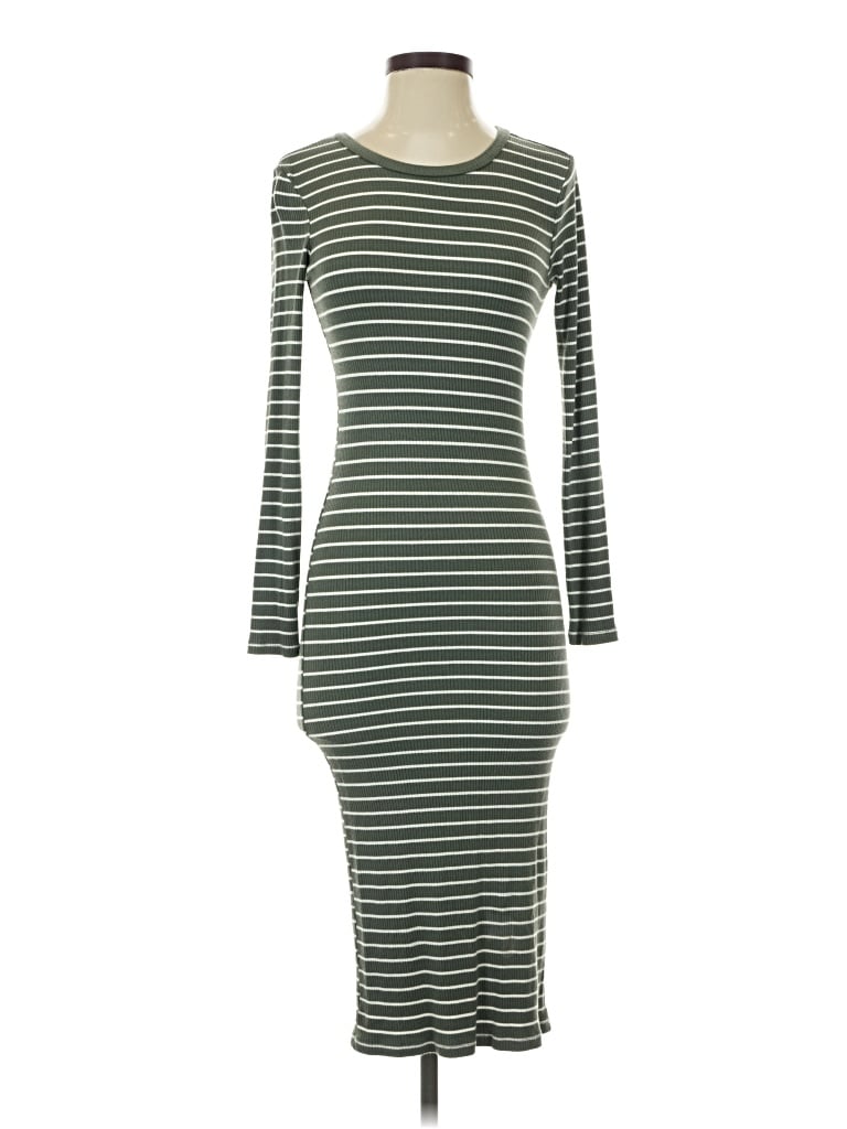Pre-owned Forever 21 Casual Dress In Green