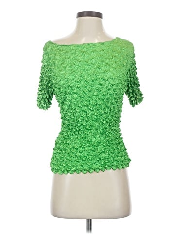 f.c Short Sleeve Top (view 1)