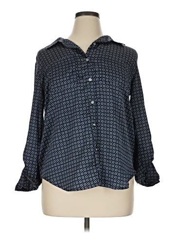 Liz Claiborne Long Sleeve Button-Down Shirt (view 1)