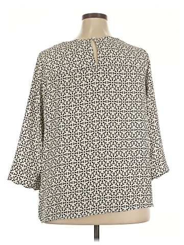 Truly Poppy 3/4 Sleeve Blouse (view 2)