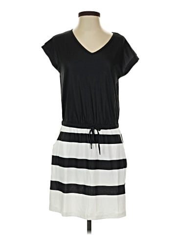 Ofeefan Casual Dress (view 1)