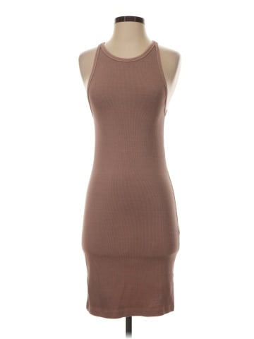 Old Navy Casual Dress (view 1)