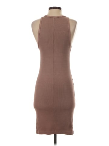 Old Navy Casual Dress (view 2)